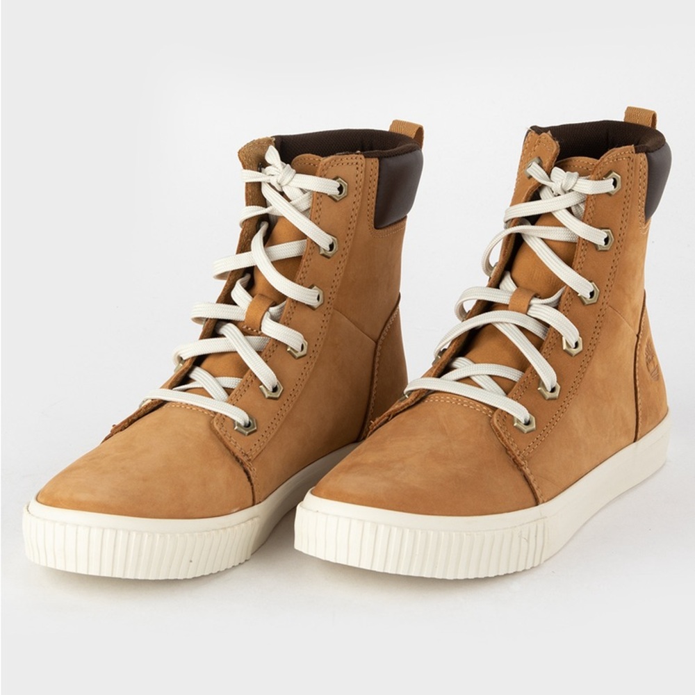 Timberland Sklya Bay 6” Women’s Boots